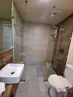 The CLiffhouse Samboan