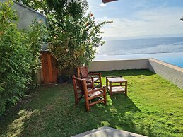 The CLiffhouse Samboan