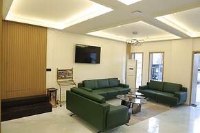 Lords Studio Inn, Jamnagar