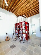 Charming Modern Getaway