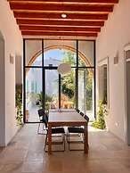 Charming Modern Getaway