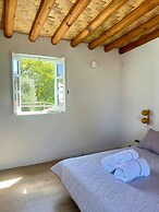 Charming Modern Getaway