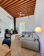 Charming Modern Getaway