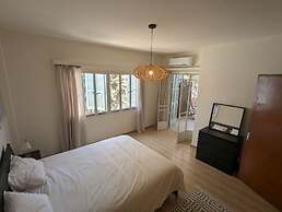 Gladstone Apartment in Nicosia