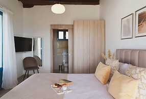 The Orchard Loft a Secluded Suite