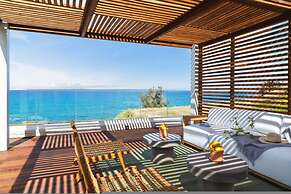 Villa Lara Stylish Retreat With Beach Access