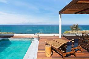Moonlight Villas Seafront Private Estate