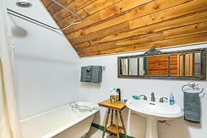 5 Mi to Navajo State Park: Riverfront Cabin!