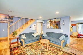 4 Mi to Dtwn Catskill: Mtn-view Home