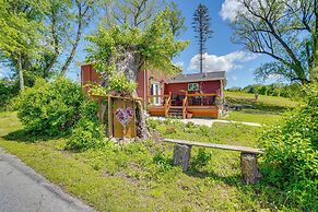 4 Mi to Dtwn Catskill: Mtn-view Home