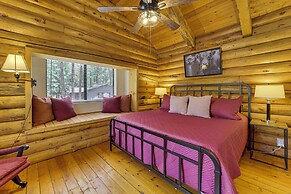 Covered Deck, Private Acreage: Log Cabin in Pine