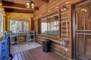 Covered Deck, Private Acreage: Log Cabin in Pine