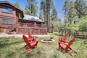 Covered Deck, Private Acreage: Log Cabin in Pine