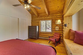 Covered Deck, Private Acreage: Log Cabin in Pine