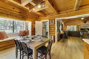 Covered Deck, Private Acreage: Log Cabin in Pine