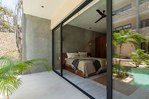Stylish Tulum Studio Terrace Pool Relax