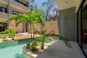 Stylish Tulum Studio Terrace Pool Relax