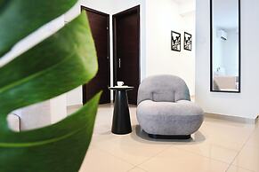 Icon Apartments