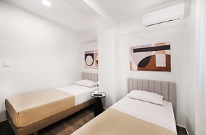 Icon Apartments