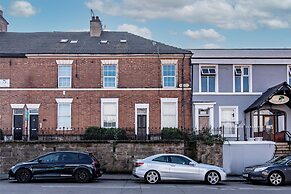 Macklin House