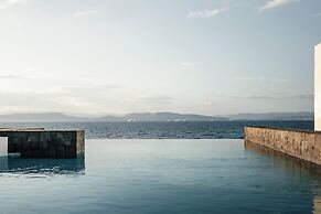 Horizon Luxury Seafront Villa
