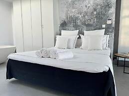 Horizon Luxury Seafront Villa