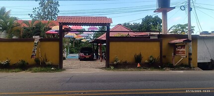 LAS CASCADAS HOSTEL TAYRONA