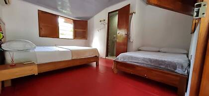 LAS CASCADAS HOSTEL TAYRONA
