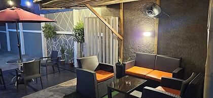 Dekins Homes and Apartments