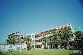 Rani Palace Hotel And Resort