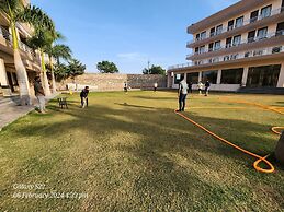 Rani Palace Hotel And Resort