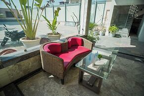 Rani Palace Hotel And Resort