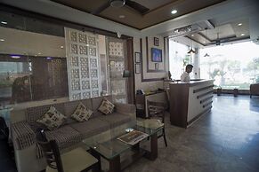 Rani Palace Hotel And Resort