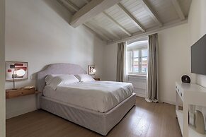Deservi Luxury Apartments