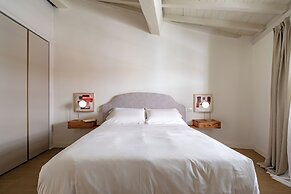 Deservi Luxury Apartments