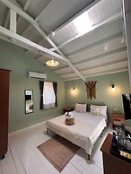 Hanole Macaron Guest House