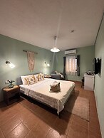 Hanole Macaron Guest House