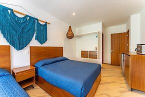 Anana Yaaxlum 105 S Oasis Pool and Jacuzzi