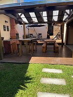 Shangri La Casas e Studios