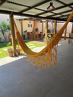 Shangri La Casas e Studios
