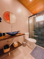Shangri La Casas e Studios