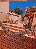 Shangri La Casas e Studios