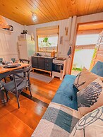 Shangri La Casas e Studios