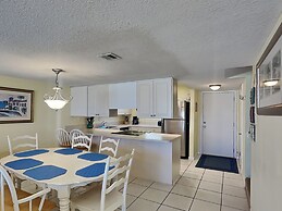 Trade Winds 31 by Distinctive Beach Rentals