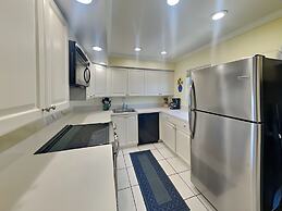 Trade Winds 31 by Distinctive Beach Rentals