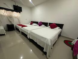 HOTEL PUERTO DORADO
