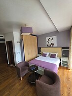 Hotel Meridian
