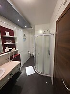 Hotel Meridian