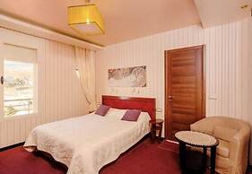 Hotel Meridian