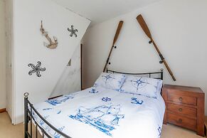 Stylish 2Bd Family Hideaway In Dover